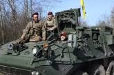 Резніков показав, як тестував американські бронеавтомобілі Stryker та Cougar