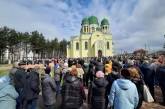 На Житомирщині священик УПЦ МП ударив дитину по голові (відео)