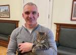 Мэр Николаева Александр Сенкевич опубликовал фото с львовским &laquo;котомэром&raquo; на руках