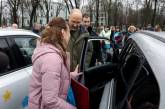 ЮНІСЕФ передала Україні 70 автомобілів для надання допомоги дітям