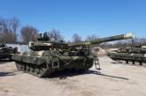 На польському бронетанковому заводі почали ремонтувати українські танки Т-64