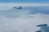 Истребители и самолет-разведчик РФ перехвачены возле воздушного пространства НАТО