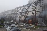 Атака на Дніпро: пошкоджені підприємства, заправка та домоволодіння, є постраждалий