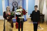 Про життя та материнські почуття: у Миколаївському музеї пройшла прем'єра вистави «Чіріклі» (фоторепортаж)