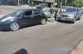В центре Николаева столкнулись «КИА» и «Ниссан» - на проспекте огромная пробка