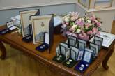 До 27-річчя Конституції України в Миколаєві вручали подяки, грамоти та медалі