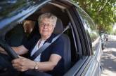 У водіїв віком від 65 років відберуть права: важливі зміни