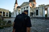 Подоляк назвал пять причин, почему россияне жестоко бьют по Одессе