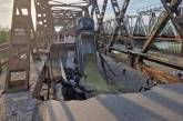 В Закарпатской области обрушился мост: есть пострадавшие