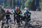 На курорті в Грузії стався зсув ґрунту: є загиблі, десятки людей зникли безвісти (відео)