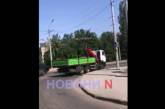 На Намыве заблокировано движение троллейбусов – грузовик оборвал контактную сеть