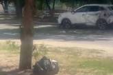 В оккупированных Олешках дрон ударил по автомобилю «военкора» (видео)