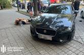 Полицейский застрелил водителя в Днепре: появилось видео, как Jaguar нарушает ПДД