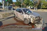 На перекрестке в Николаеве столкнулись три автомобиля