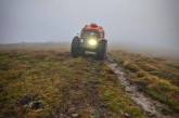 Шукали кілька годин в умовах сильного туману та дощу: у горах на Закарпатті заблукав турист