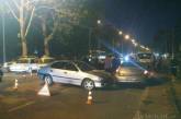 В Одессе столкнулись сразу четыре автомобиля ФОТО