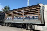 У Миколаївській області псевдоволонтер використовував у особистих цілях вантажівки, видані для гумдопомоги