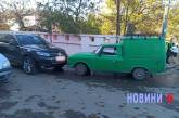 В Николаеве столкнулись Volkswagen Touareg и автофургон «Иж»