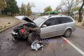 В Николаеве столкнулись 3 автомобиля: трое пострадавших, движение по проспекту перекрыто