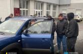 В Одесі бізнесмен намагався дати хабар у 200 тисяч гривень військовому командувачу, — НАБУ