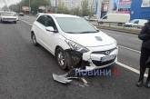 На проспекті в Миколаєві зіткнулися три автомобілі