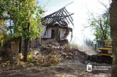 В Николаеве начали сносить разрушенные от обстрелов дома