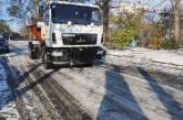 У Миколаєві висота снігу сягала 12 см: вулиці розчищали 12 машин та 4 трактори