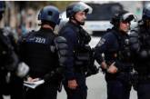 В Париже исламист с ножом и молотком напал на прохожих