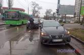 У центрі Миколаєва зіткнулися «Лексус» і «Хюндай»