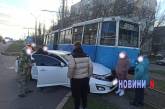 У Миколаєві зіткнулися «Кіа» та трамвай