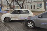 В центре Николаева столкнулись Lifan и Opel — заблокировано движение трамваев