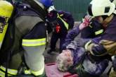У Києві дістали ще два тіла з-під завалів після удару РФ