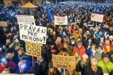 У Словаччині пройшли масові протести проти уряду Фіцо