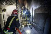 В Николаеве возник пожар в пятиэтажке: квартиры успели спасти