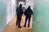 В николаевской поликлинике пенсионер в очереди устроил дебош – пришлось вызвать полицию