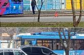 У Миколаєві зіткнулися тролейбус та «Шевроле» (відео)