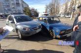 На перехресті в Миколаєві зіткнулися Volkswagen та «Жигулі»