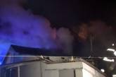 В Николаевской области горела баня: спасатели уберегли от огня дом