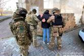 На Миколаївщині орудували наркоторговці — ховали товар у котячому кормі (відео)