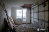 В отдаленном микрорайоне Николаева восстанавливают квартиры, поврежденные в результате обстрела