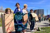 «Я скучаю за сыном»: в Николаеве митинговали родные пленных РФ
