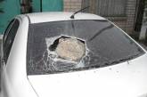 Активист «Дорожного контроля» обвиняет сотрудников ГАИ Николаева в том, что они бросили булыжник на крышу его автомобиля