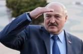 У Білорусі повістки вручатимуть по SMS. Лукашенко підписав закон