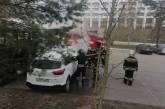 У Росії молодик кинув коктейлі Молотова в будівлю обласної адміністрації