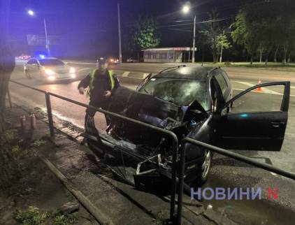 У Миколаєві Skoda врізалася у Ford і спалахнула - двоє постраждалих