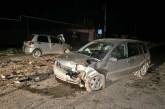 У Миколаєві зіткнулися «Форд» та «ДЕУ»: обидва водії та троє пасажирів у лікарні