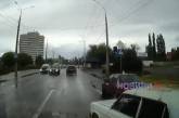 В Николаеве «Жигули» устроили ДТП с тремя автомобилями: видео момента аварии