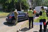 Водій, який незаконно навчав інших керувати автомобілем у Миколаєві, заплатить штраф 13 тисяч