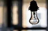 В Николаеве и области начали отключать электричество: кто без света