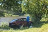 В Николаевской области наложили штраф на гражданина за мойку машины в ставке